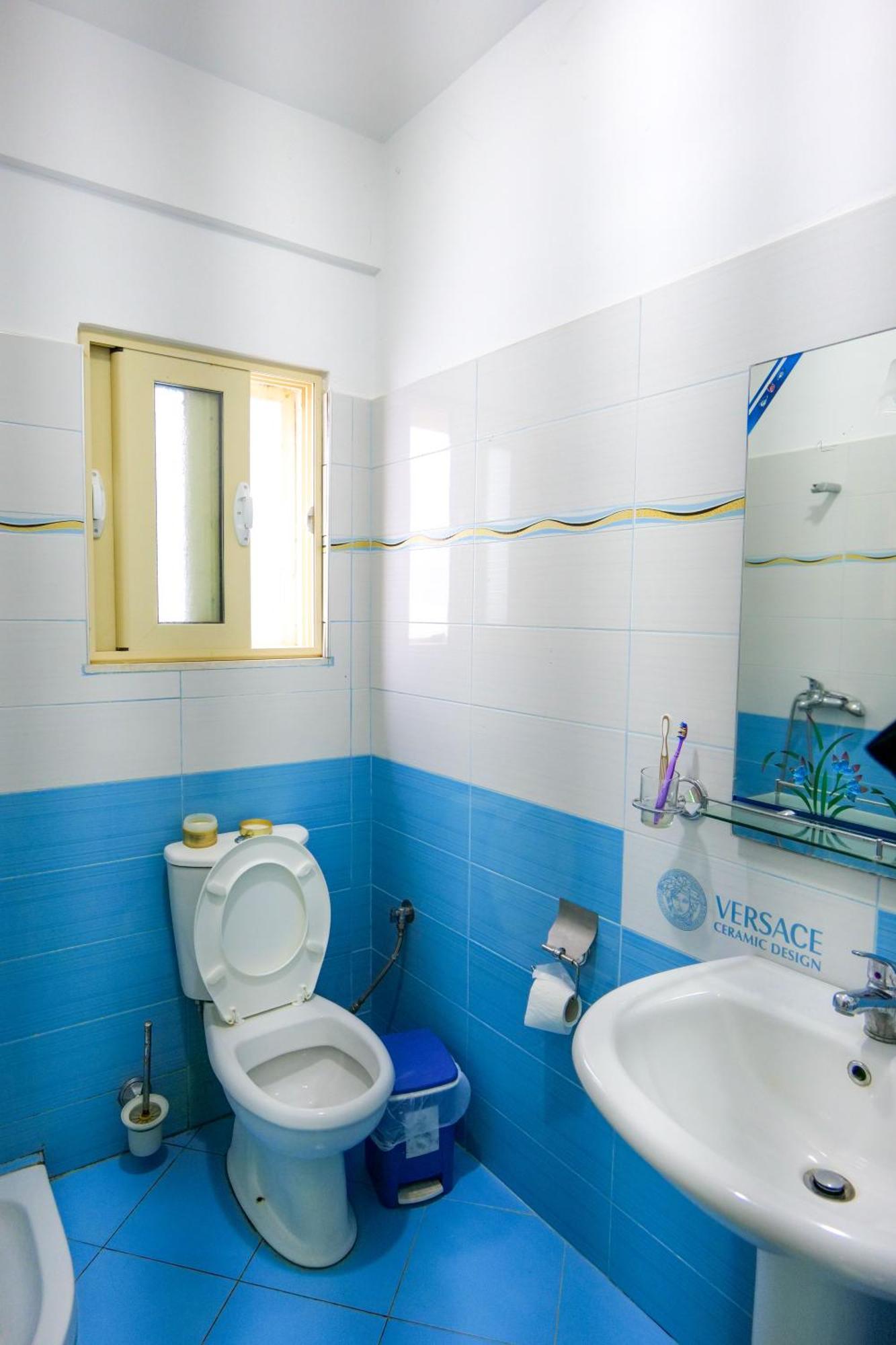 Rei Apartments Sarandë 객실 사진